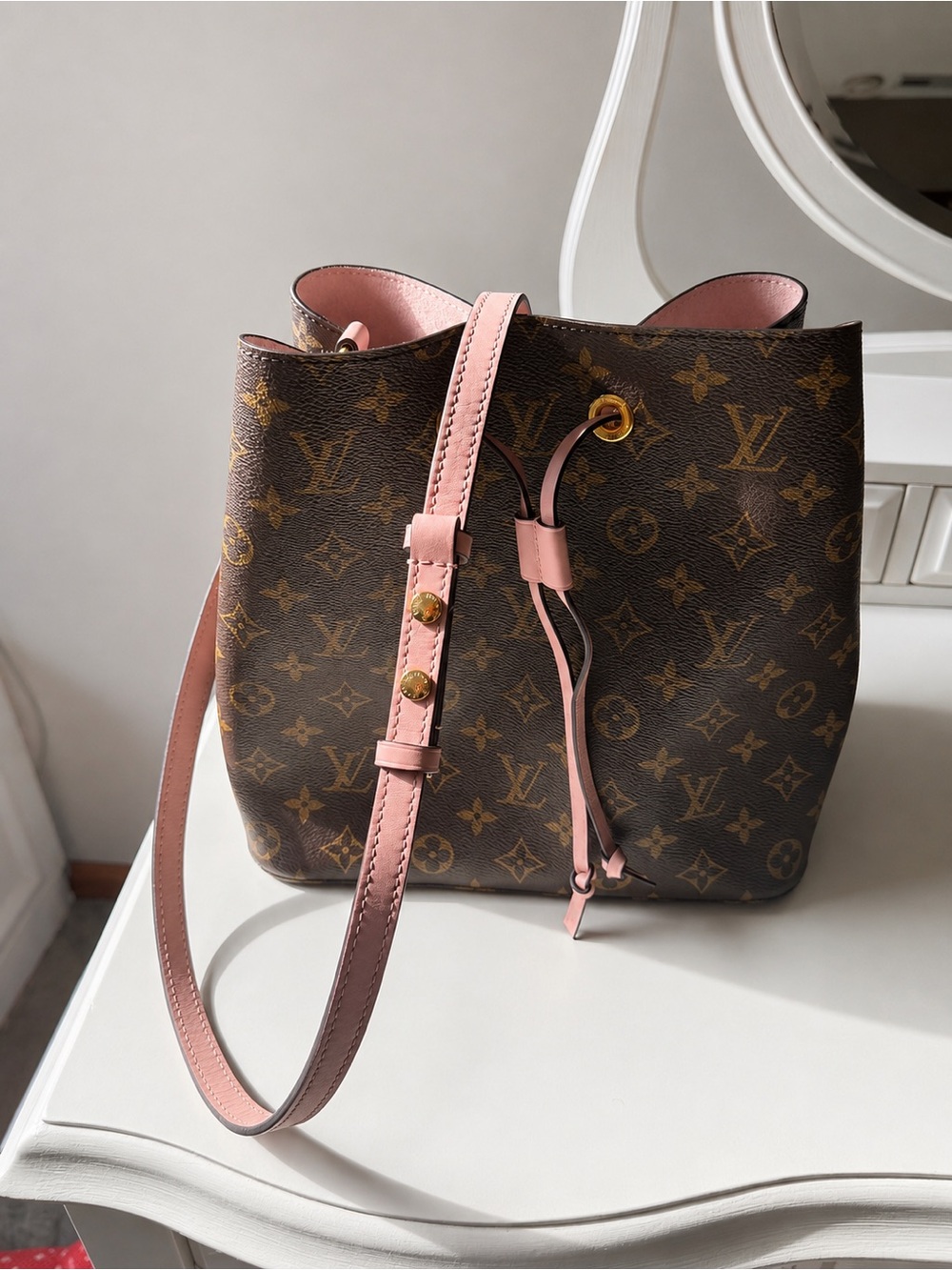 Louis Vuitton Brown Monogram Bucket Bag with Pink Trim
